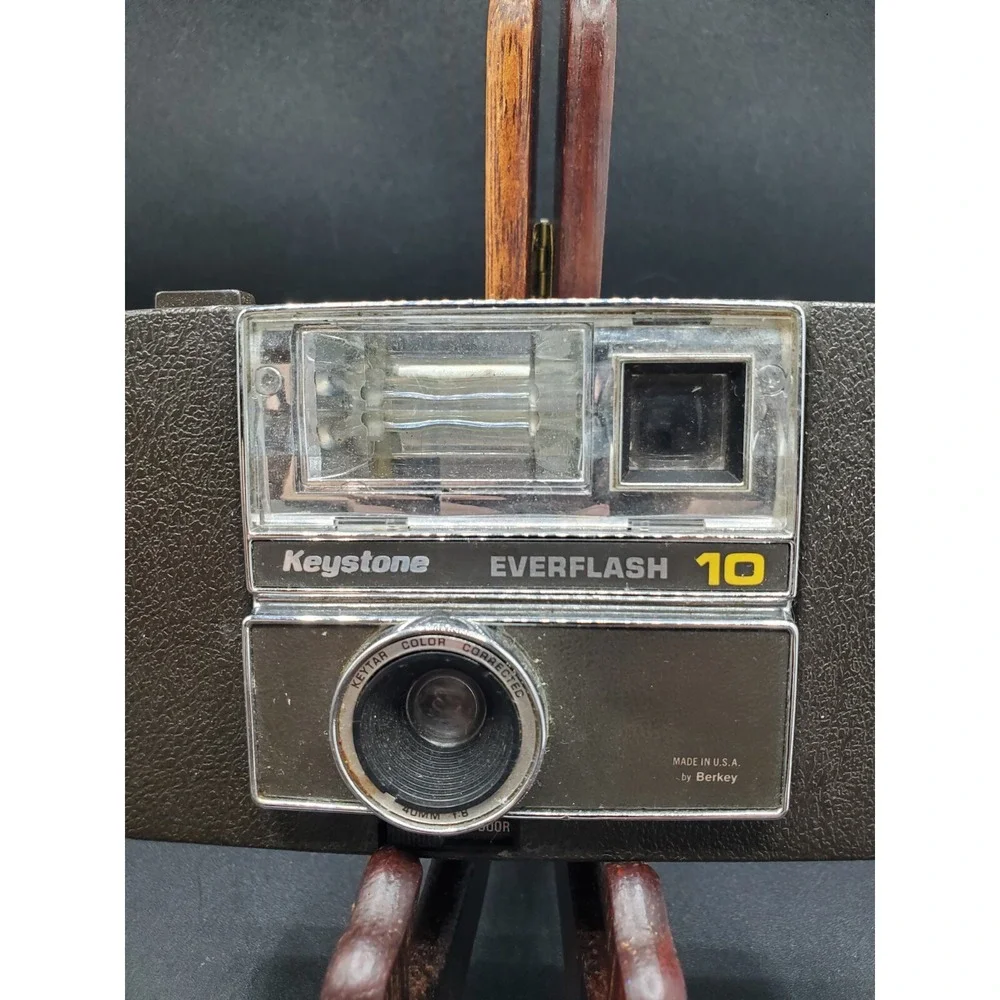Camera Vintage Berkey Keystone Everflash 10 35MM Camera Movie Prop USA Flash